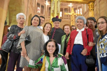 El padre Fernán Llano Ruiz en compañía de familiares y allegados. El padre Fernán Llano Ruiz en compañía de familiares y allegados.