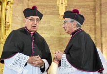 El mérito que llevó a los padres: Fernán Llano Ruiz y Efraín Castaño Arboleda a convertirse en los nuevos canónigos catedralicios, fue por destacarse en su doctrina e integridad de vida y haber desempeñado meritoriamente su ministerio. El mérito que llevó a los padres: Fernán Llano Ruiz y Efraín Castaño Arboleda a convertirse en los nuevos canónigos catedralicios, fue por destacarse en su doctrina e integridad de vida y haber desempeñado meritoriamente su ministerio.
