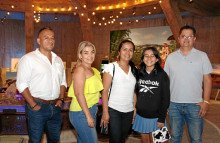 Rubén Rico, Diana Cardona, coordinadora Expoarte; Adriana Calderón, María Guadalupe Cardona, y Geovanny Valencia.