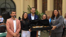 Hernán Alberto Bedoya, diputado; María Paula Rojas Rico, directora de la banda de la Institución Educativa San Pedro, de Anserma; Luis Carlos Velásquez Cardona, gobernador de Caldas; Paula Londoño Vallejo, secretaria de Cultura de Caldas, y Diana María Cardona, secretaria de Educación de Caldas.