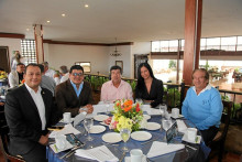 Simón Ramírez, César Díaz, Miguel Angel Vega, Andrea Jiménez y Pedro León Mejía. Simón Ramírez, César Díaz, Miguel Angel Vega, Andrea Jiménez y Pedro León Mejía.
