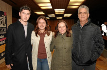 Christopher Cardona, Mayra Segura, Constanza Narváez y Antonio Cardona.