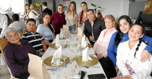 Carmen Rosa González, Gloria González, Alejandra Villamil, Miguel Posada, Andrea Guzmán, Hernán Villamil, Elicenia Pineda, Sofía Mosquera Bedoya, Paula Andrea Bedoya y Luciana Mosquera Bedoya. Carmen Rosa González, Gloria González, Alejandra Villamil, Miguel Posada, Andrea Guzmán, Hernán Villamil, Elicenia Pineda, Sofía Mosquera Bedoya, Paula Andrea Bedoya y Luciana Mosquera Bedoya.