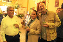 Javier Echavarría, Nancy Salazar y Russell Coleman. Javier Echavarría, Nancy Salazar y Russell Coleman.