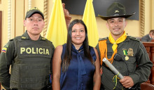 Robinson Cubillos León, Yessica Quiroz Hernández, diputada; y el subintendente Yhovanny Rivera Betancur. Robinson Cubillos León, Yessica Quiroz Hernández, diputada; y el subintendente Yhovanny Rivera Betancur.