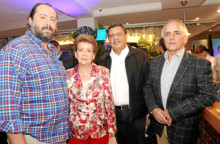Sergio Salazar Mejía, Gladis Cardona, Julián Londoño Villegas y Asdrúbal Mendinueta. Sergio Salazar Mejía, Gladis Cardona, Julián Londoño Villegas y Asdrúbal Mendinueta.