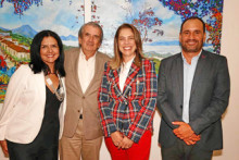 Mónica Cristina Posada Cifuentes, directora Administrativa Efigás; Óscar Jaramillo Botero, Erika Durán Pinzón, subgerente Comercial Efigás; y Santiago Pérez Buitrago, gerente Concesión Pacifico 3. Mónica Cristina Posada Cifuentes, directora Administrativa Efigás; Óscar Jaramillo Botero, Erika Durán Pinzón, subgerente Comercial Efigás; y Santiago Pérez Buitrago, gerente Concesión Pacifico 3.