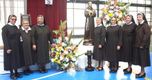 De izquierda a derecha, las religiosas Eva Martínez, Any Araya, Mirta Judiht Cerezo, Donelia Morales Morales, Jéssica Arango Hernández, Josefina Pineda y Emperatriz Buchelli. De izquierda a derecha, las religiosas Eva Martínez, Any Araya, Mirta Judiht Cerezo, Donelia Morales Morales, Jéssica Arango Hernández, Josefina Pineda y Emperatriz Buchelli.