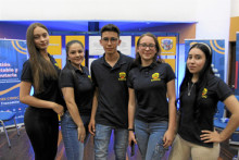 Sharol Bonilla, Angie Mejía, Yhostyn López González, Danna Sofía Arias y Stefanía Bermúdez.