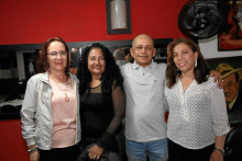 Consuelo García, Patricia Granada, Rubén Mejía y María Teresa Franco. Consuelo García, Patricia Granada, Rubén Mejía y María Teresa Franco.