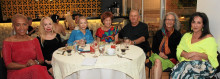 Olga Rodríguez, Eleonor Fabrizzio, Rose Dale, Ann Brinkeritoff, Tim Gillette, Patricia Varela y Marina Riffe. Olga Rodríguez, Eleonor Fabrizzio, Rose Dale, Ann Brinkeritoff, Tim Gillette, Patricia Varela y Marina Riffe.