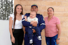 Isabella Navarrete Ledesma, Jhon Jairo Navarrete, Lían Navarrete y Claudia Ledesma Agudelo. Isabella Navarrete Ledesma, Jhon Jairo Navarrete, Lían Navarrete y Claudia Ledesma Agudelo.