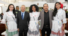 Kim Do, representante de Canadá; Gonzalo Valencia, presidente del Concejo de Manizales; Luciana Gomes, candidata de Brasil; Julián Osorio, concejal; y Karina Landivar, reina de Bolivia.