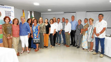Grupo de asociados de Coasmedas asistentes a la reunión. Grupo de asociados de Coasmedas asistentes a la reunión.