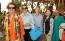 Ligia Sierra, Francina Alzate, Gloria Lucia Echeverri Cardona, Lucero Restrepo y Yaneth Pérez. Ligia Sierra, Francina Alzate, Gloria Lucia Echeverri Cardona, Lucero Restrepo y Yaneth Pérez.