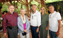 Rodrigo Ramírez, Elsy Duque, Orlando Ramírez, Liliana Gaviria e Hildebrando Cárdenas. Rodrigo Ramírez, Elsy Duque, Orlando Ramírez, Liliana Gaviria e Hildebrando Cárdenas.