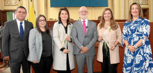 Luis Roberto Rivas, Viviana Zuluaga, Ángela María Toro, Henry Gutiérrez, Sandra Patricia González Peña y María Isabel Gaviria Caldero. Luis Roberto Rivas, Viviana Zuluaga, Ángela María Toro, Henry Gutiérrez, Sandra Patricia González Peña y María Isabel Gaviria Caldero.
