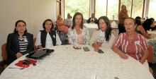 Ibeth Julieta Moncada, Luz Marina Agudelo, Norma Esperanza Agudelo, Luz Elena Ramírez y Adriana Quintero Gómez. Ibeth Julieta Moncada, Luz Marina Agudelo, Norma Esperanza Agudelo, Luz Elena Ramírez y Adriana Quintero Gómez.