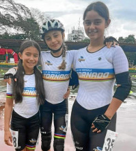 Club Tornado de Villamaría: Tatiana Ríos Valencia, Karen Daniela Henao Cabezas e Isabela Bonilla Aguirre.