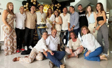 Rud Naidú Aranzales Henao, rodeada de su familia. Rud Naidú Aranzales Henao, rodeada de su familia.