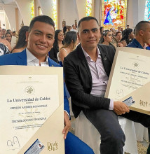 Jeisson Andrés Rojas y Jóhnnatan Molina González, tecnólogos en Finanzas. Jeisson Andrés Rojas y Jóhnnatan Molina González, tecnólogos en Finanzas.