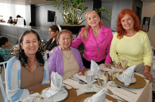 Martha Lucía Gómez, María Olga Gómez, Patricia Gómez y Luz Elena Gómez. Martha Lucía Gómez, María Olga Gómez, Patricia Gómez y Luz Elena Gómez.