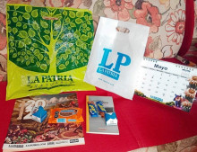Jesús Antonio Sepúlveda es oyente fiel de LA PATRIA Radio, quien reporta diariamente sintonía desde Samaná (Caldas). Hasta dicho municipio el medio de comunicación le hizo llegar su regalo en agradecimiento por su audiencia. Jesús Antonio Sepúlveda es oyente fiel de LA PATRIA Radio, quien reporta diariamente sintonía desde Samaná (Caldas). Hasta dicho municipio el medio de comunicación le hizo llegar su regalo en agradecimiento por su audiencia.