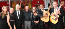 Artistas Invitados: Ángela María Duque, Luis Alfonso Quintero, José Islem García, Blanca Doris Gómez, Jairo Castro Eusse y Hernando Montoya Beltrán. Artistas Invitados: Ángela María Duque, Luis Alfonso Quintero, José Islem García, Blanca Doris Gómez, Jairo Castro Eusse y Hernando Montoya Beltrán.