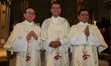 Nuevos diáconos: Hugo Muñoz, José Heriberto Arias y Jhon Franco. Nuevos diáconos: Hugo Muñoz, José Heriberto Arias y Jhon Franco.