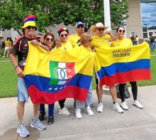 Álvaro Mejía, Martha Mejía, Jessica Franco, Densy Mejía, Socorro Arcilla, Diego Giraldo Mejia y Paola Franco. Álvaro Mejía, Martha Mejía, Jessica Franco, Densy Mejía, Socorro Arcilla, Diego Giraldo Mejia y Paola Franco.