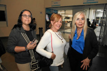 Carmen Lucía Molano, Doris Zambrano y Estela Mejía. Carmen Lucía Molano, Doris Zambrano y Estela Mejía.