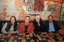 Támara Londoño, Cristina Mideros, Daniela Grisales y Álvaro Alzate Usma. Támara Londoño, Cristina Mideros, Daniela Grisales y Álvaro Alzate Usma.