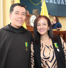 Martha Rosa Toro y Gabriel Pimienta Arias, los homenajeados.