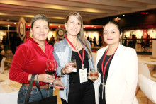 Mary Luz Morales, Catalina Suárez y Juliana Martínez.