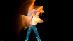 Dosis de danza y romanticismo al son de Roberto Carlos