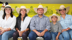 Elena López, Ana María García, Diego Ospina, Jerónimo Ospina y Cintya Pérez.
