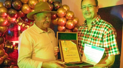 Resaltan a docentes en Manzanares