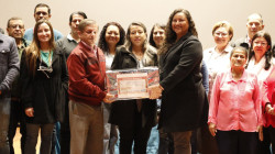 Entregan 2.400 libros infantiles para 50 colegios de Caldas