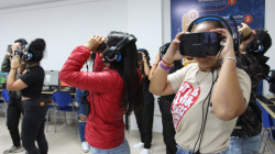 Le apuntan a la tecnología para enseñar en la IES CINOC