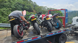 Por piques en Manizales les inmovilizan más carros y motos