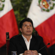 Postergan votación de informe contra presidente de Perú
