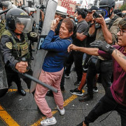 Autogolpe fallido de Castillo recuerda al Fujimorazo