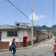 Su desespero la llevó a hacer pasar a su hijo por otro para que lo atendieran en hospital