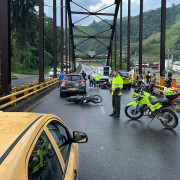 Accidente entre dos motos en entrada a Villamaría genera confusión: hallaron un muerto