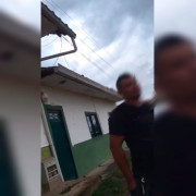 Video: amenazó con navaja a guardas para evitar la multa en Riosucio (Caldas)